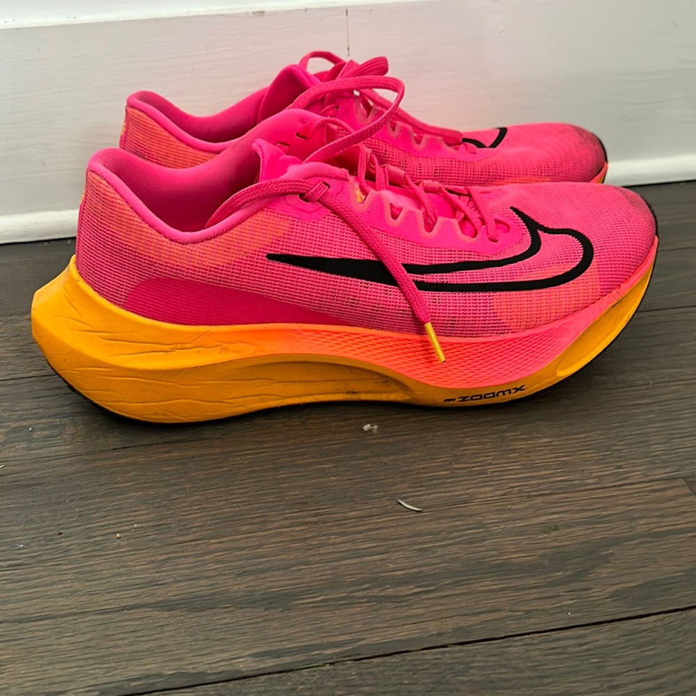 Nike Zoom Fly 5
Men's Road Running Shoes